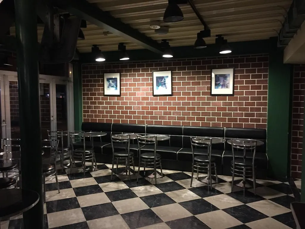저렴한 가격의 호텔 Family Inn Fifty'S 오사카