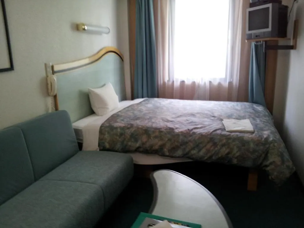 Economy hotel Family Inn Fifty'S Osaka